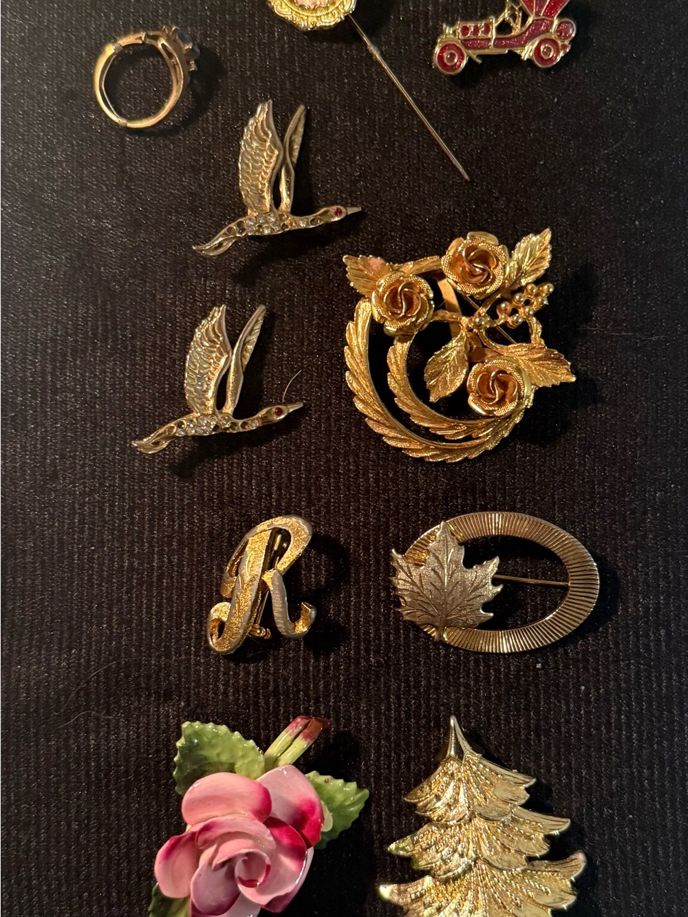 Gold-Tone Floral Rose & Leaf Brooch - Pink Accent
